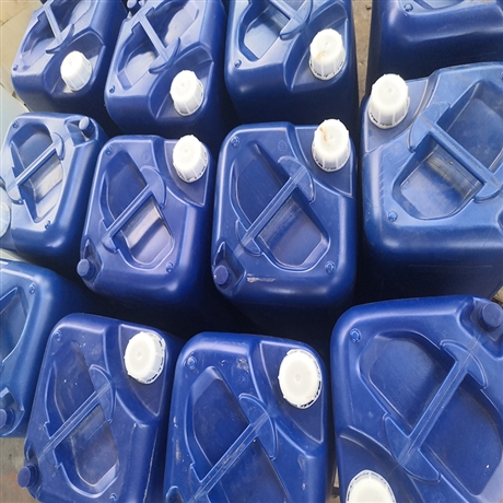 玻璃钢固化剂促进剂阿克苏v388白水固化剂紫水蓝水叔丁酯