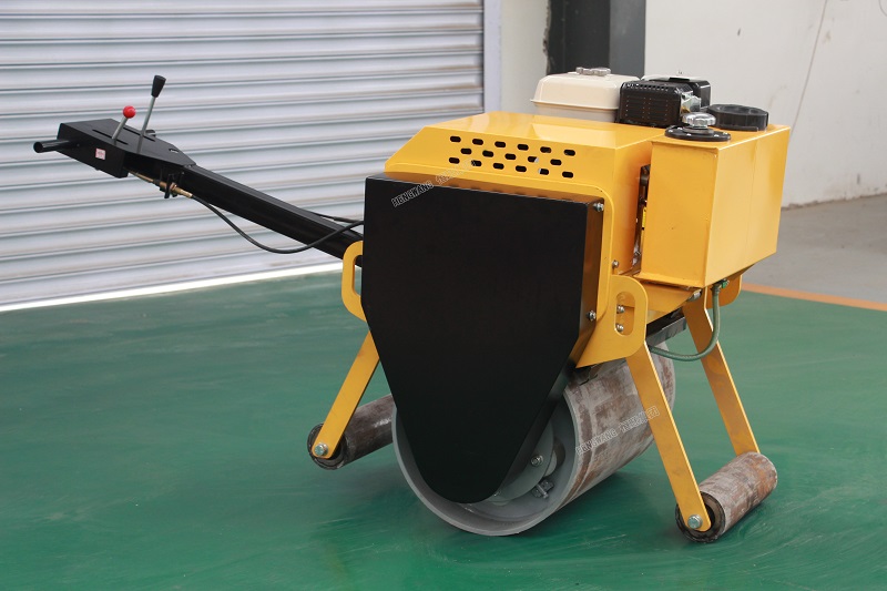 小型座驾式压实机 振动手扶柴油压路机 草坪沥青压土机