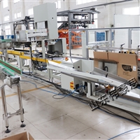 全自动装箱码垛系统 啤酒箱智能装箱机 码垛机械手厂家