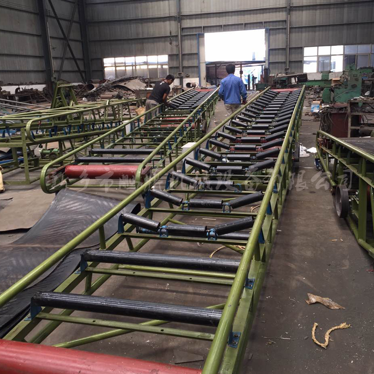 输送机 移动行走升降皮带机 爬坡皮带输送机