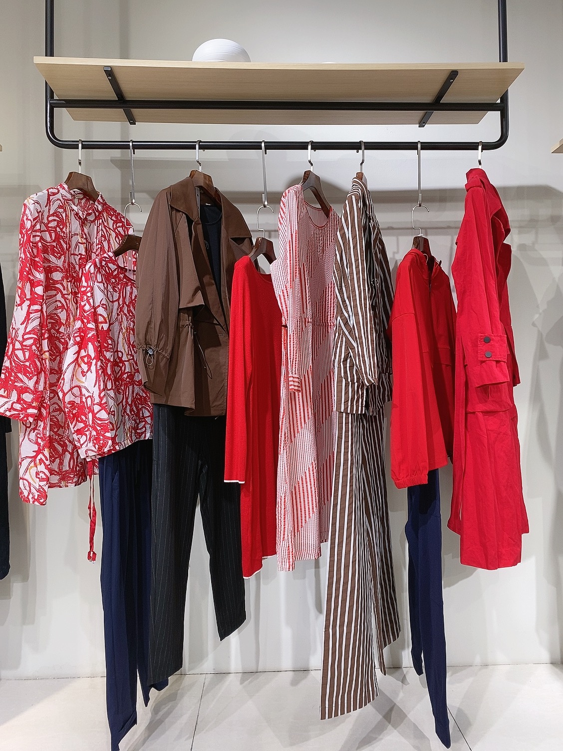 北京品牌女装 兰梦萱秋季新款 沉稳雅致 中大淑时尚女装走份批发