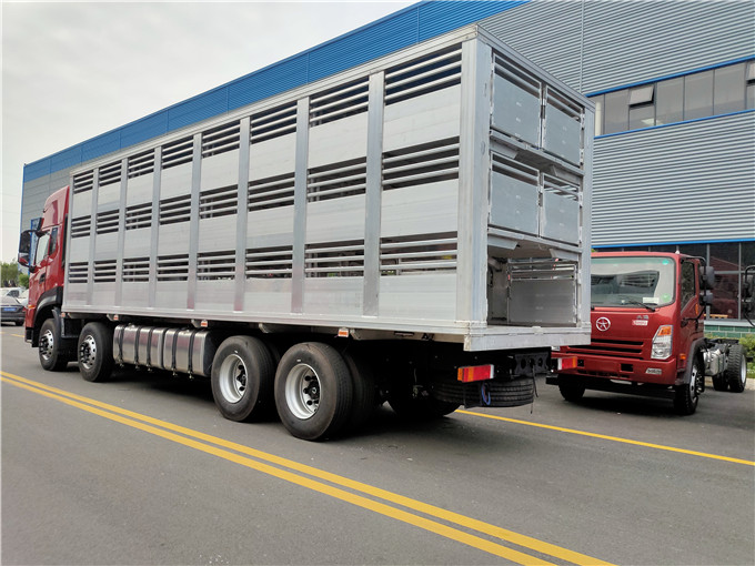 畜禽运输车-雏禽运输车-9米6运猪车-铝合金运猪车