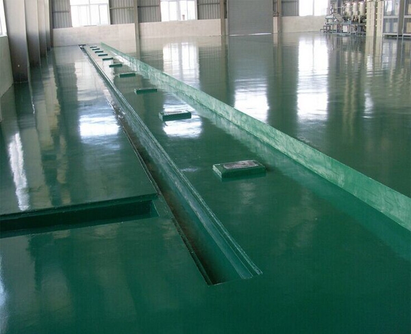 但并非如报道所说是工作人员在清洁时碰掉的