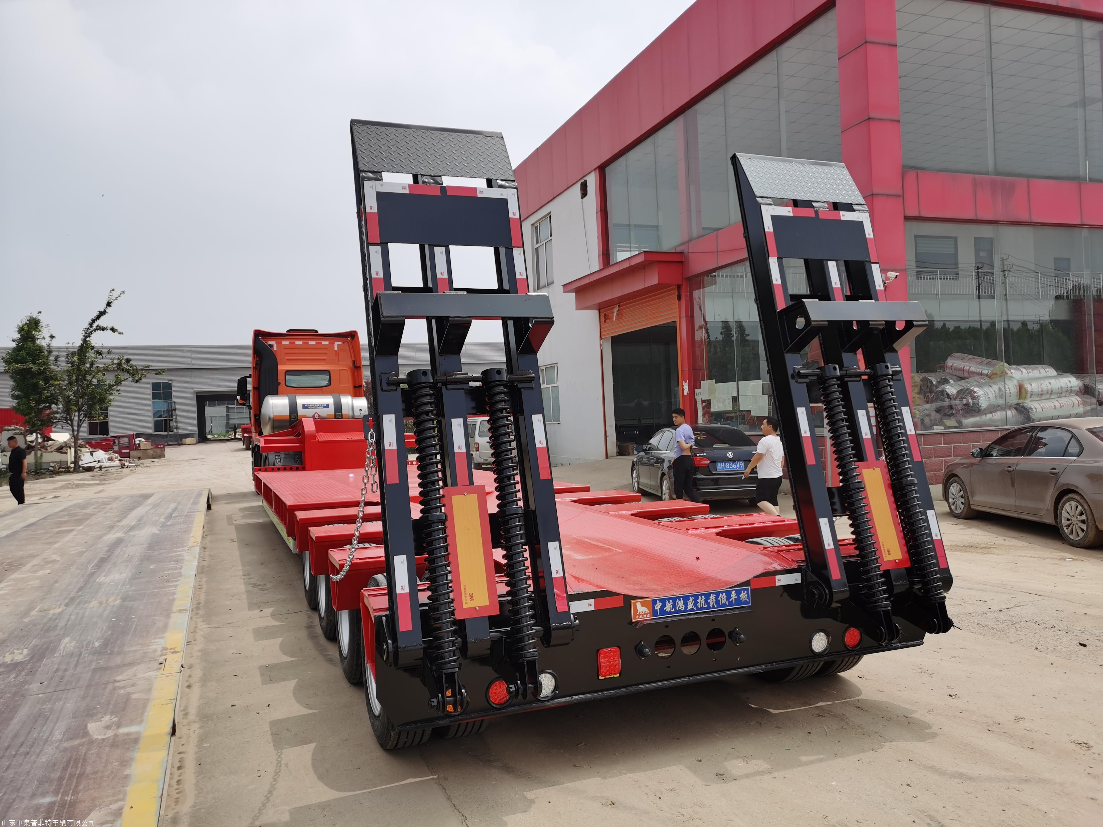 18米大件运输低平板半挂车订做价格