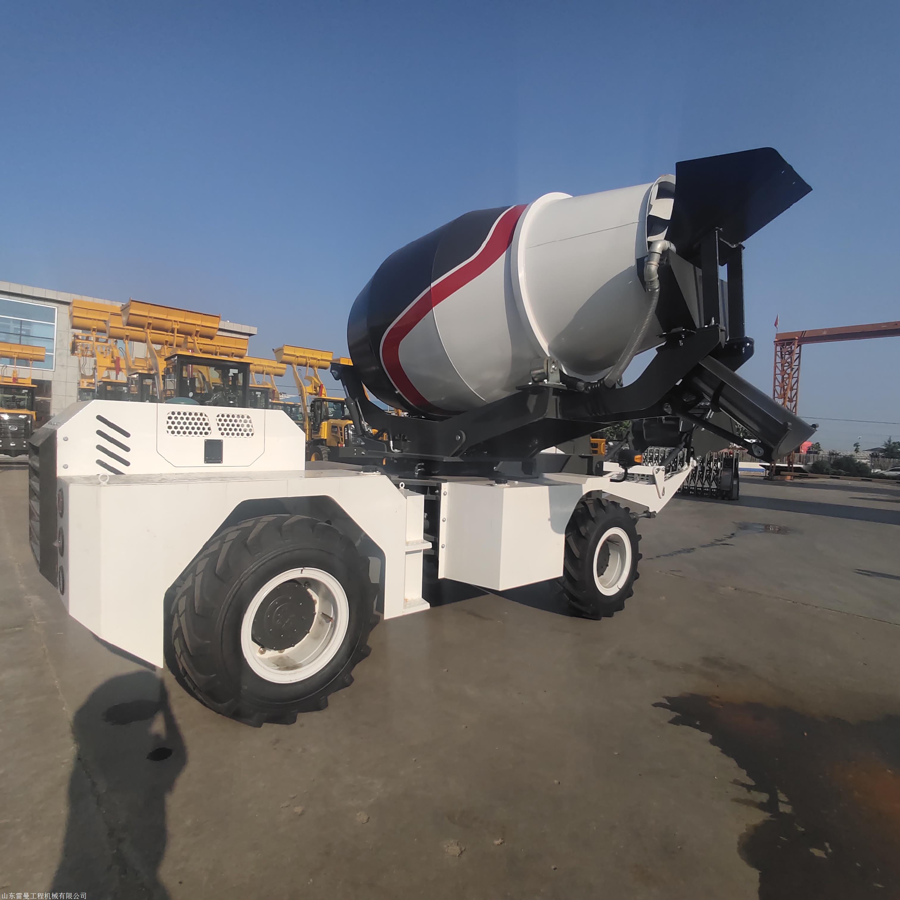 云南临沧云县山一致岳重工4方自上料搅拌车价格