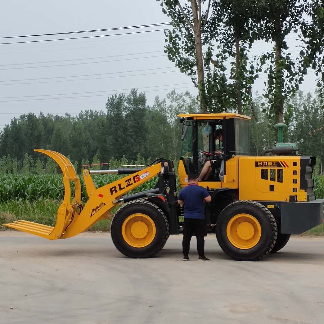 小型抓木机a加高臂抓草机厂家直销a轮式抓草机价格