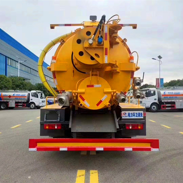 厂家定制一体罐清洗吸污车 市政管道紧急疏通车