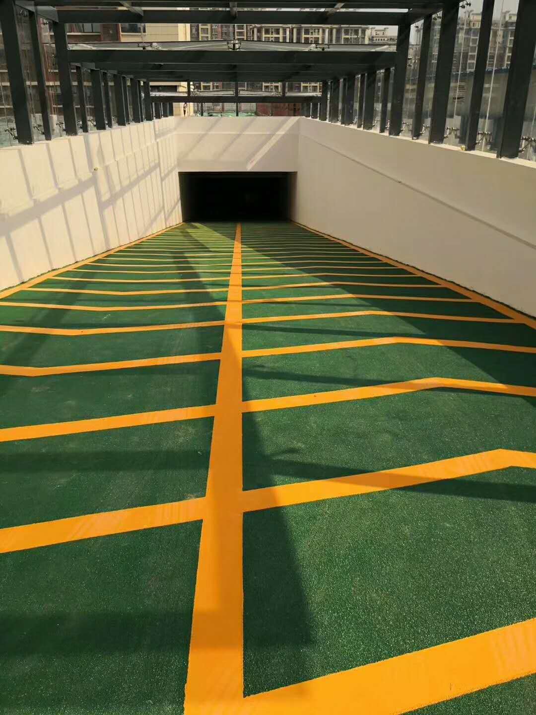 滁州无震动止滑坡道施工,停车场防滑坡道,停车场防滑地坪漆