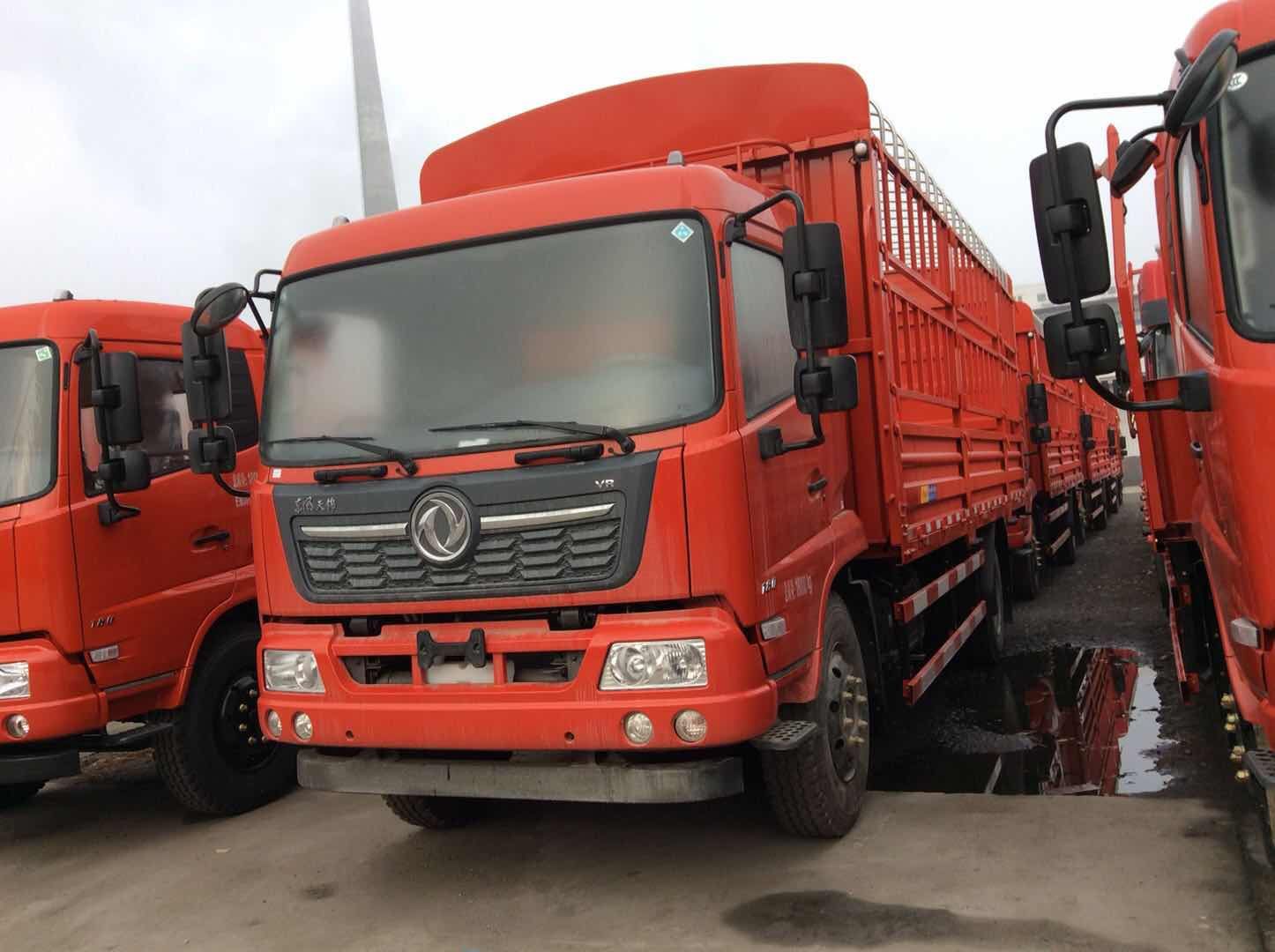 2020新款4*2国五东风天锦风神4缸180马力单桥6.8米高栏货车