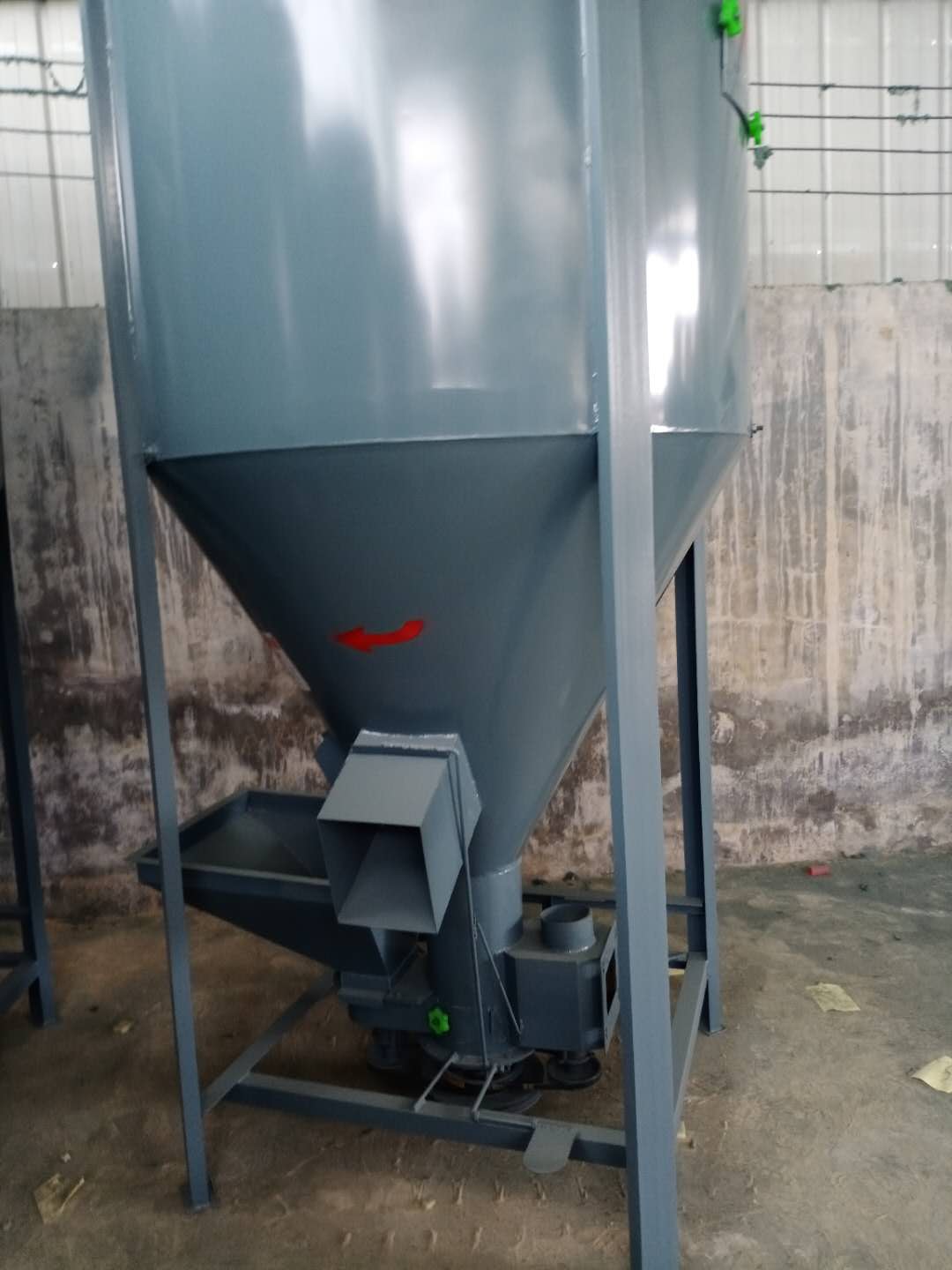 大型鸡饲料养殖自动搅拌罐