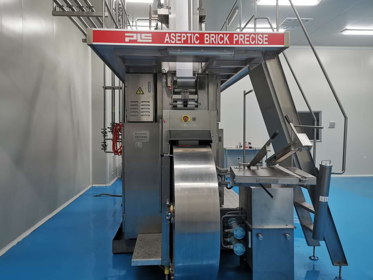 国产二手灌装机普丽盛250毫升灌装线 二手乳品灌装线