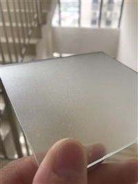 四川长期磨砂加工太阳能玻璃 AG玻璃厂家 太阳能磨砂玻璃批发