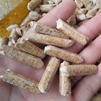 生物质颗粒燃烧机用颗粒燃料、木质颗粒、木片等厂家自销