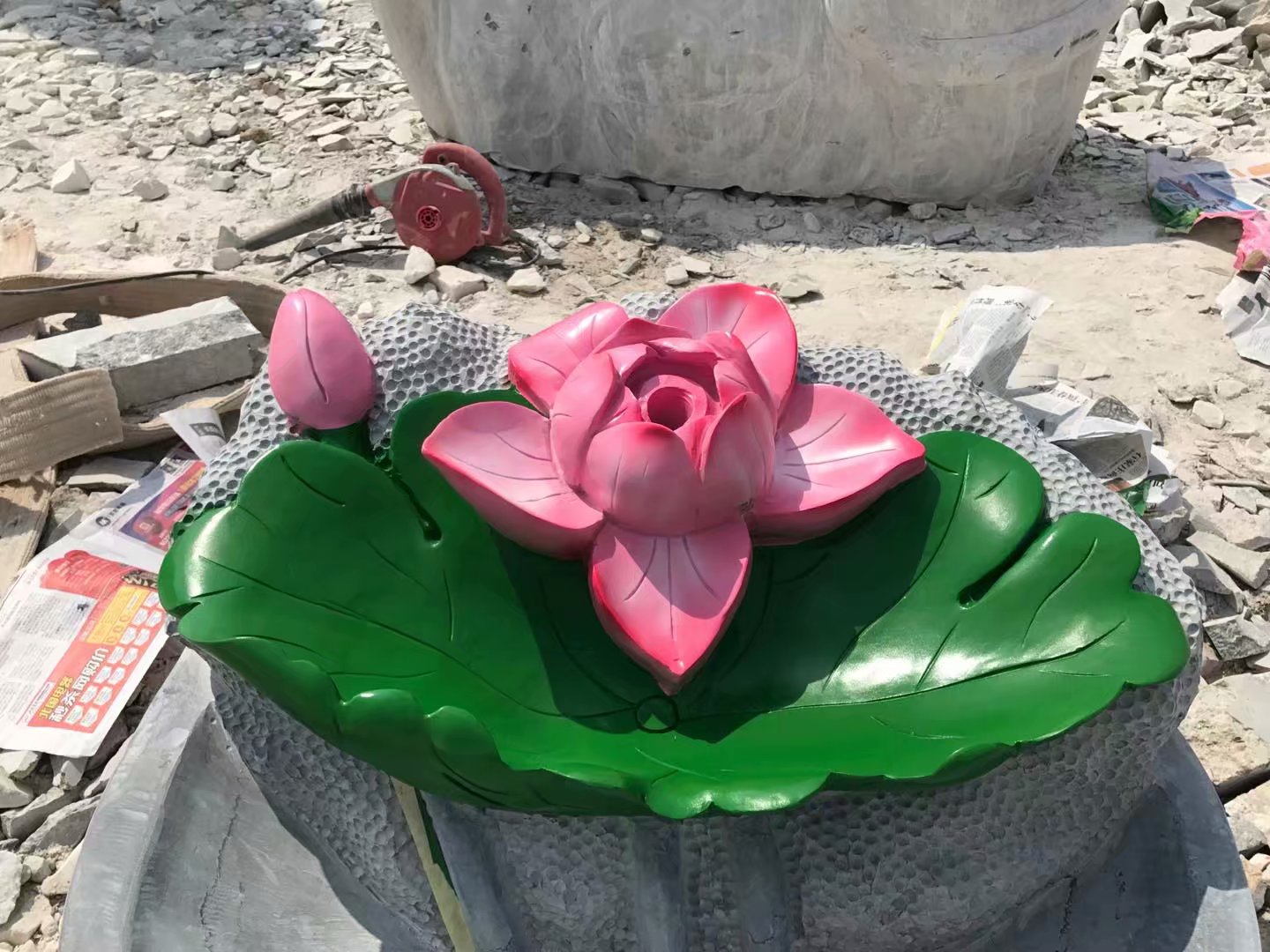 石雕莲花雕塑荷花景观雕塑欧景雕塑制作