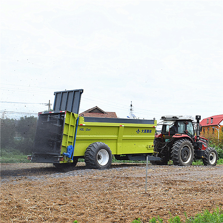 厂价供应小四轮拖拉机撒肥机撒粪车
