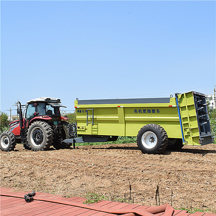 工厂批发农用四轮撒肥机 撒粪车