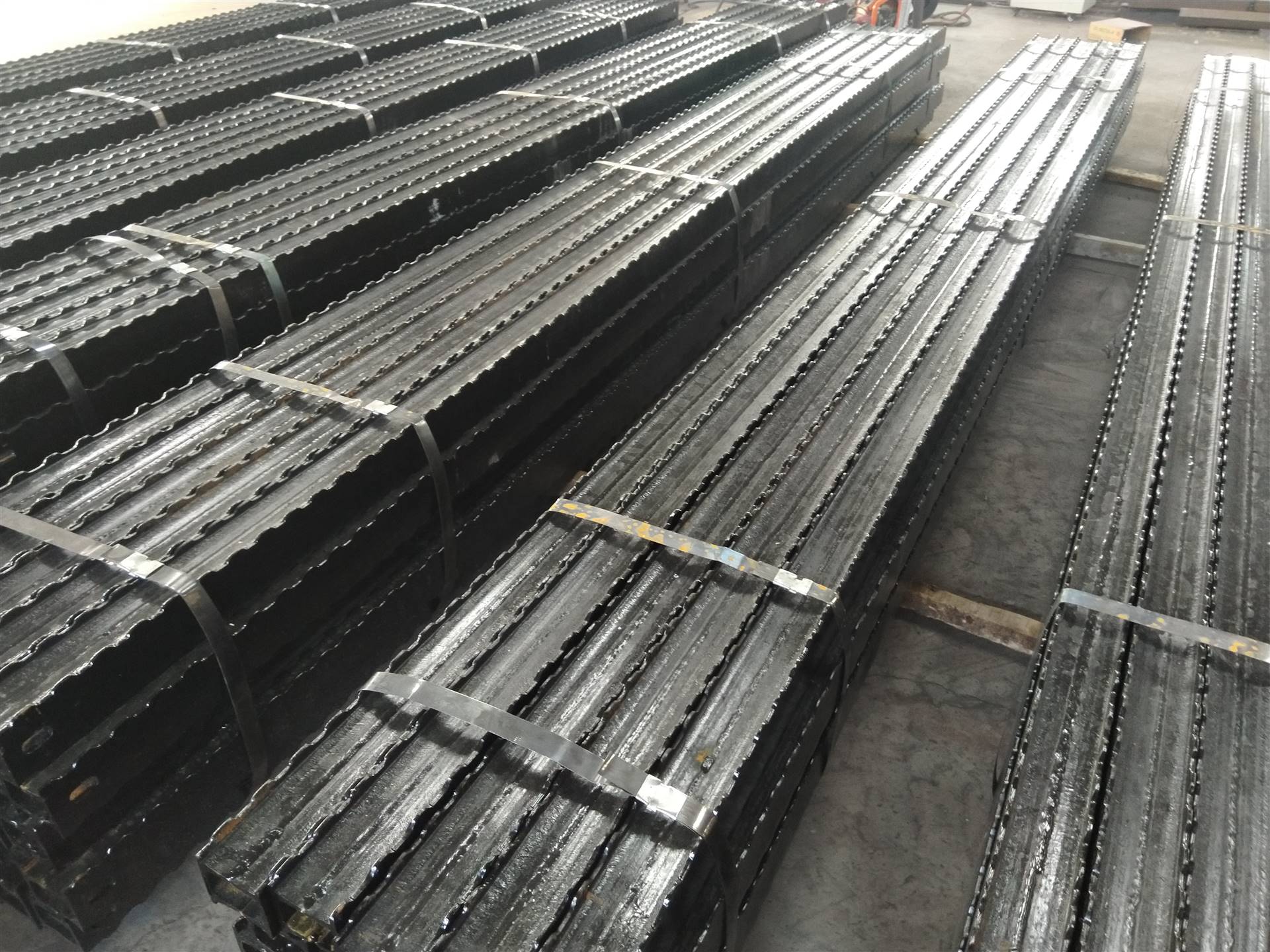 煤矿井下金属顶梁π型梁大量现货