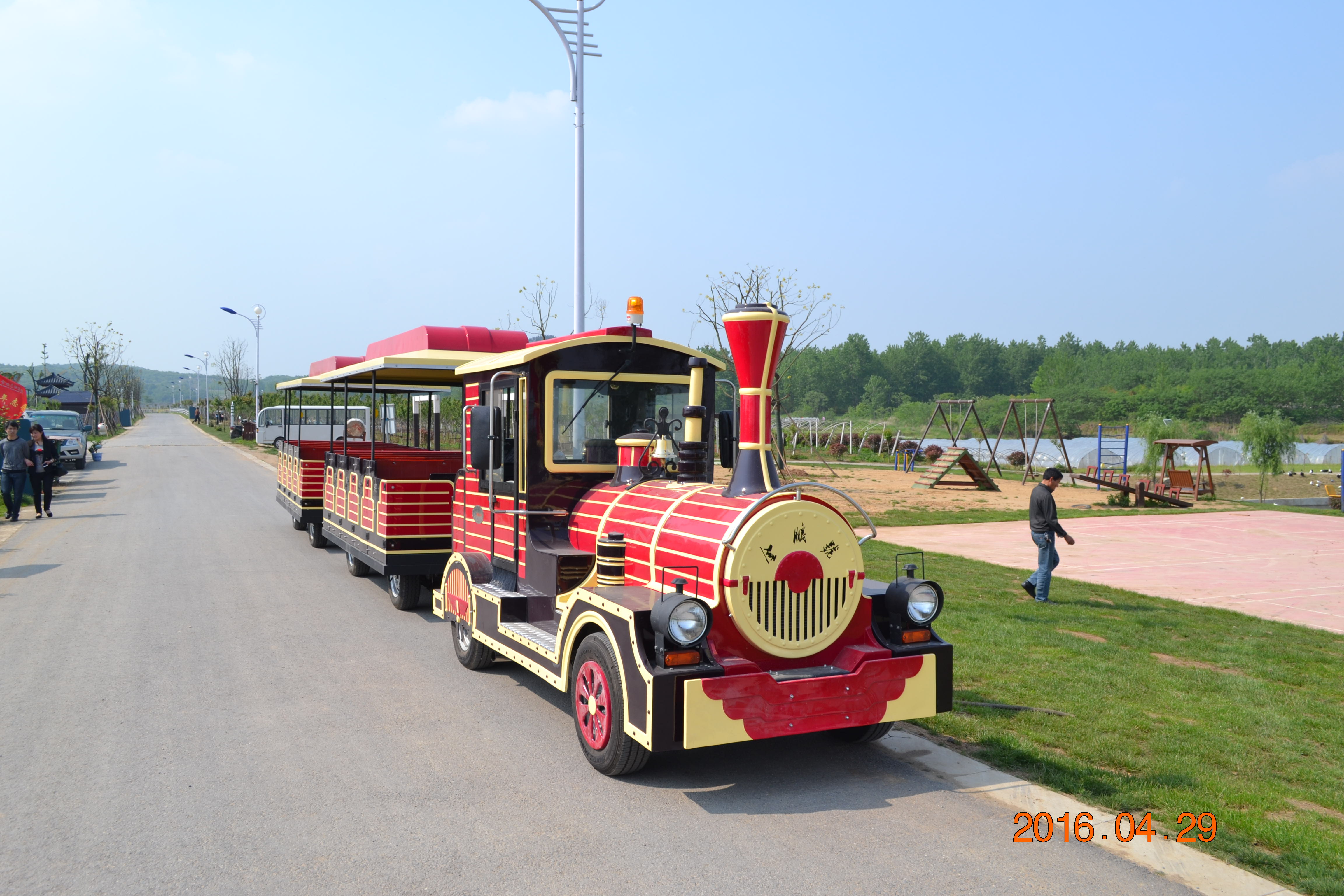 网红观光火车    景区景观小火车    售卖液压景区火车