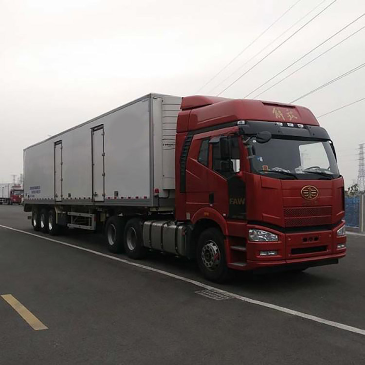 集装箱物流运输车翼展集装箱半挂车出售厂家