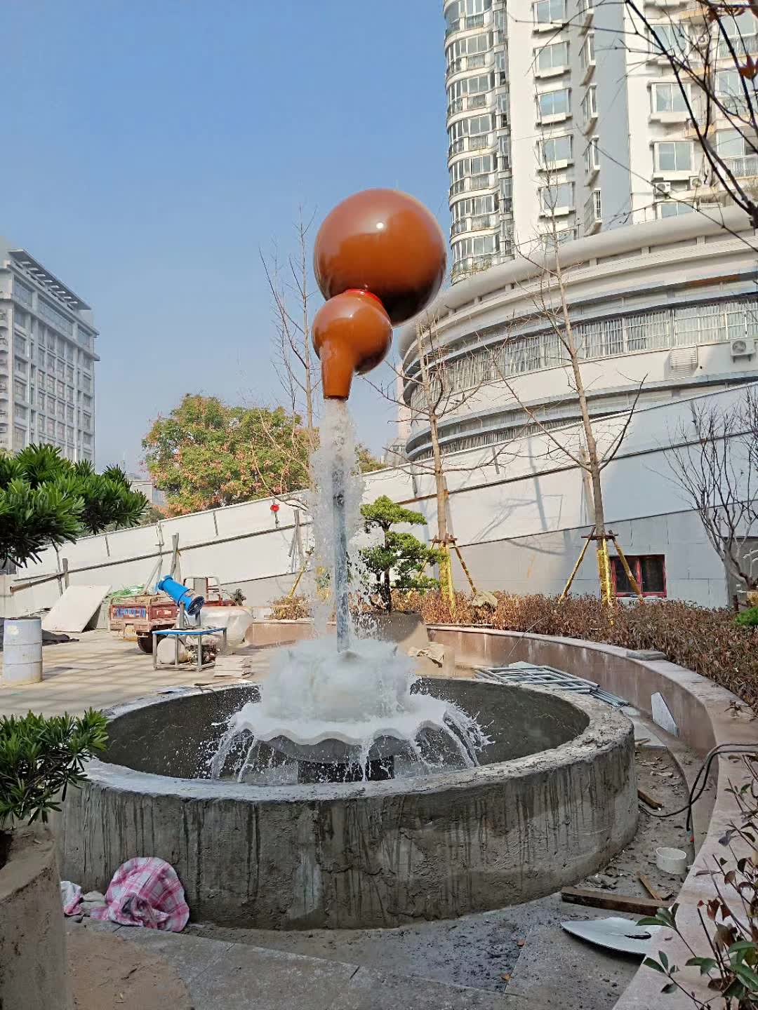广场葫芦喷泉铜雕
