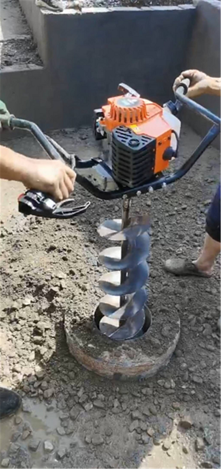 管桩取土机轻松掏土效益好投资少