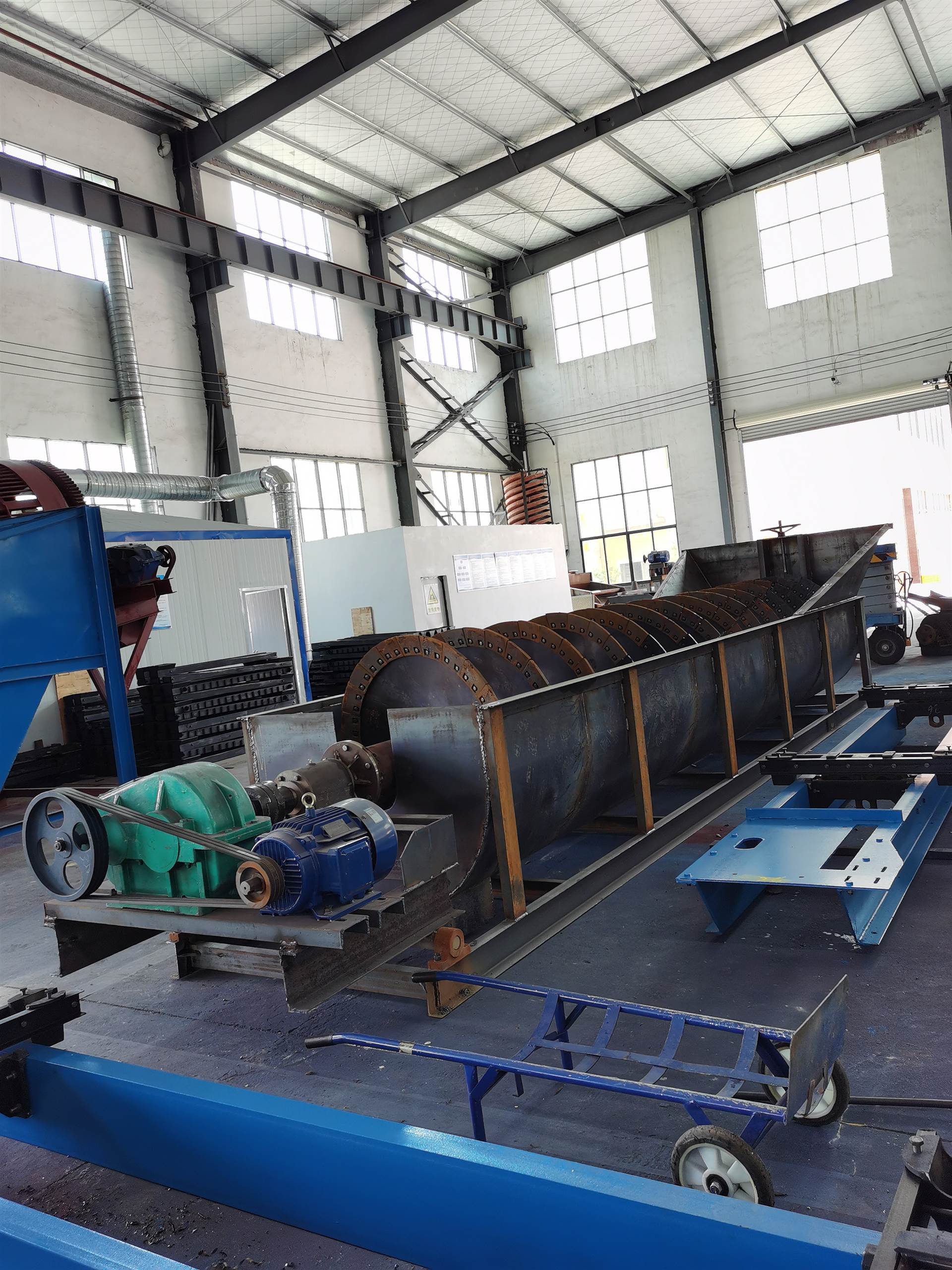 姑苏凉兴获得洗砂机用上料设备专利进步后续洗砂机对砂石清洗的功率