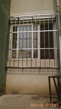 北京朝阳区定做不锈钢防盗窗安装