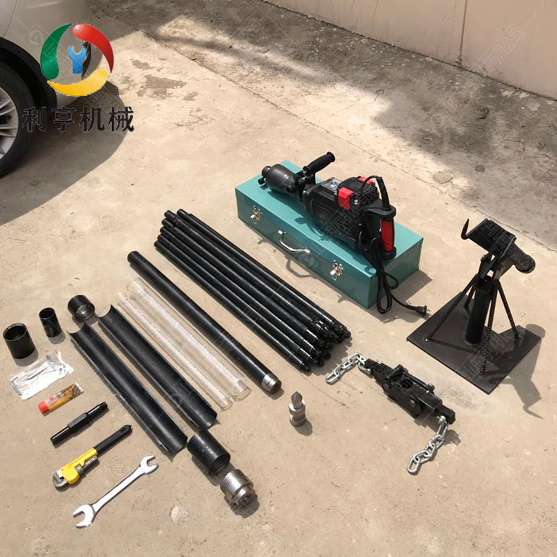 地勘取样检测土壤取样钻机 对开式岩芯管取芯完整