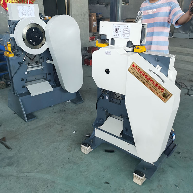 小型冲孔机多功能联合冲剪机槽钢切断冲孔机