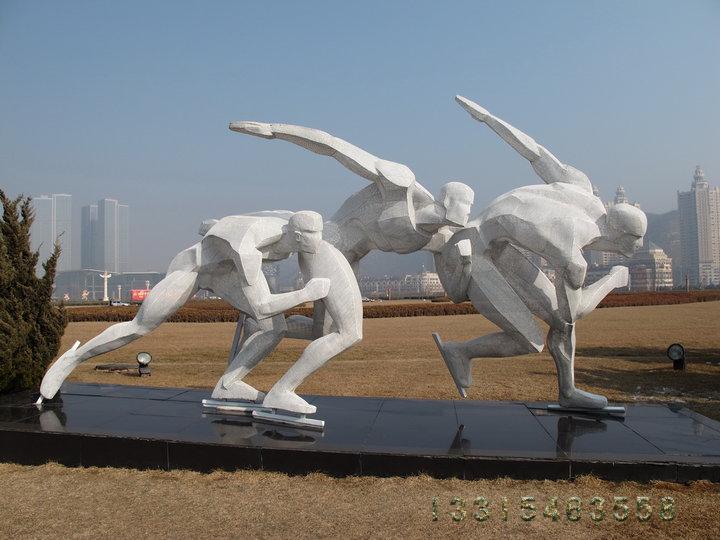 不锈钢滑雪运动人物雕塑
