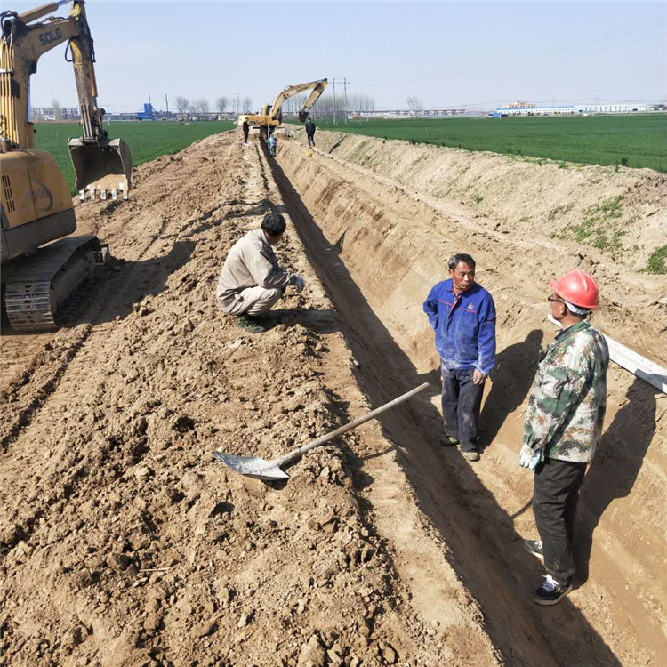 水渠修筑渠道衬砌机河道改渠水渠成型机混凝土渠道衬砌机