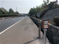 雾天智能太阳能黄闪灯指示灯