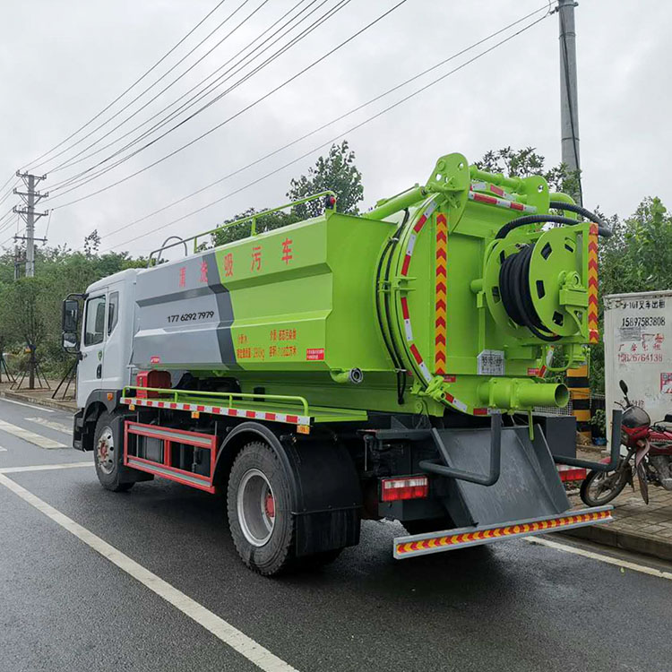 15方東風d9清洗吸汙車