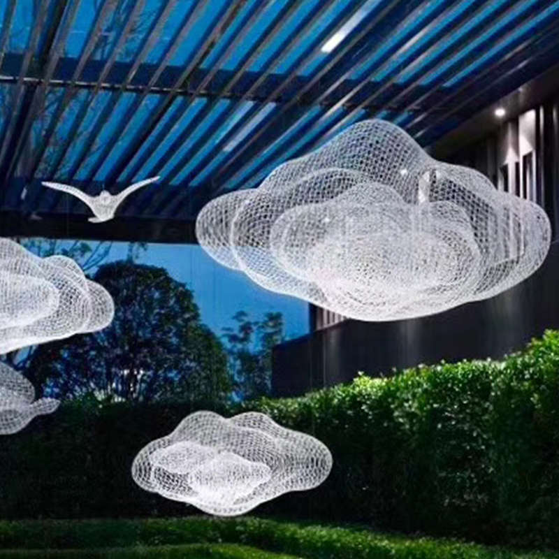 不锈钢云朵景观雕塑