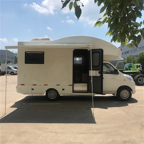 Popular commercial areas set up stalls, snacks, milk tea cars, gasoline, China VI emissions can be phased in