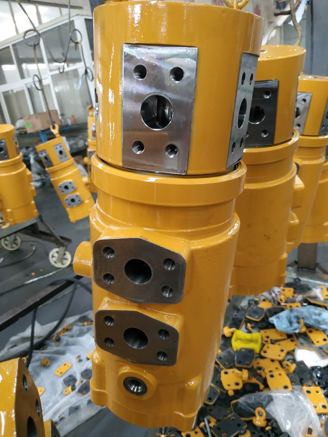 三一原厂件中回接头有质保 寿命长sy195 sy215 sy205 sy245