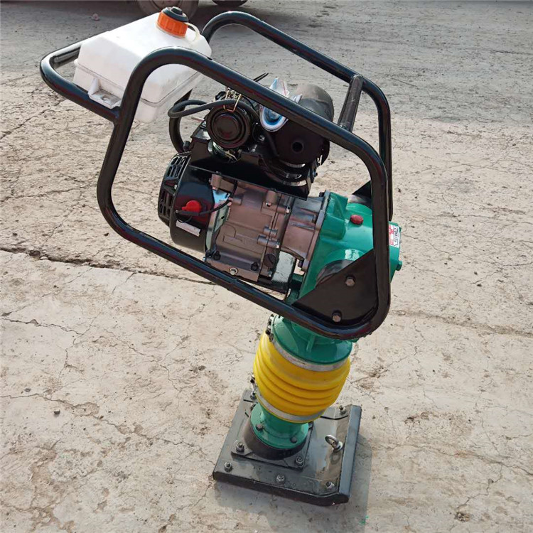 一,hcd90电动冲击夯特点