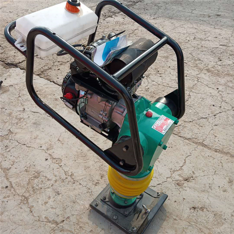 单人手持式路面夯实机90型电动冲击夯地基夯实蹦蹦夯