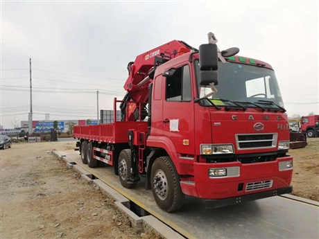 江威折臂随车吊参数图片报价