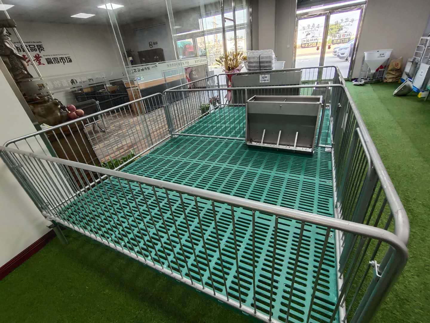 耐斯畜牧 复合漏粪板 小猪保育床 保育栏 热镀锌管 实心板