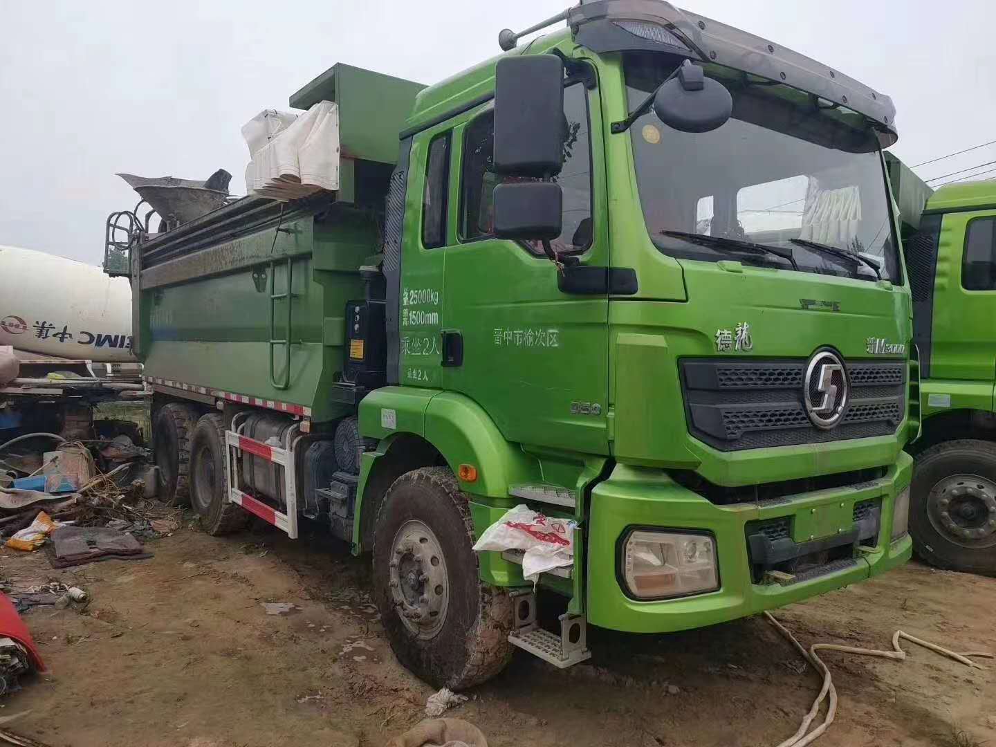 轩瑞汽贸 后翻罐式自卸车 厂家