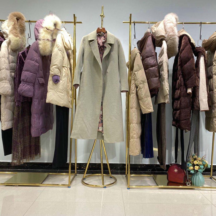 品牌店女装 米珂拉 折扣品牌服装批发 批发女装厂家 名典屋