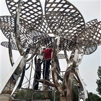 不锈钢大树雕塑 广场景观不锈钢雕塑定制厂家