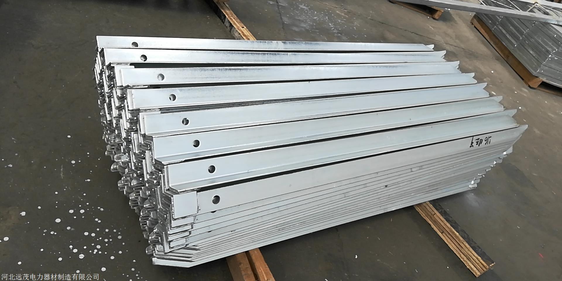 接地角钢 远茂现货销售 非标铁附件接地极