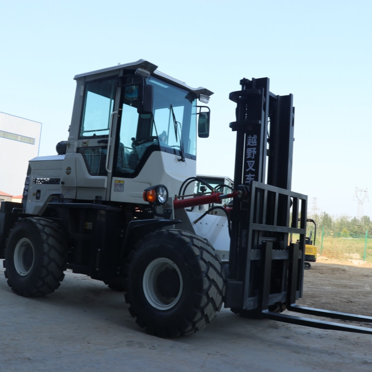 沃特3吨柴油四驱装卸车 升降搬运6吨5吨内燃起重越野叉车
