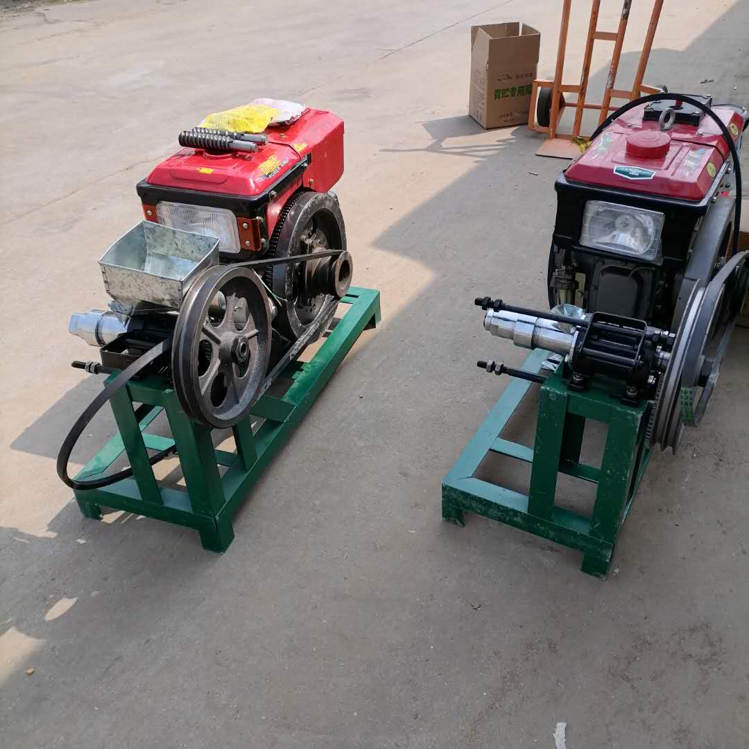 多功能休闲食品膨化机 汽油空心棒膨化机 40型汽油玉米膨化机