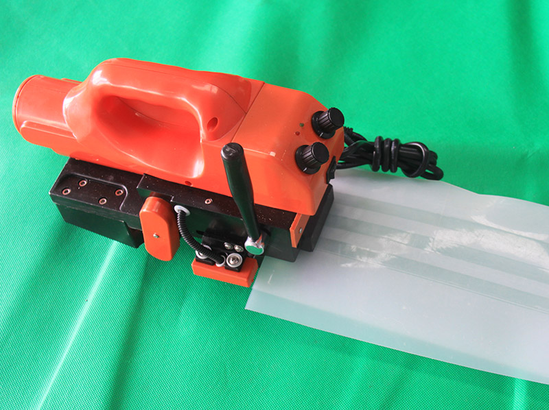 湖南隧道防水板土工膜爬焊机生产厂家自动爬行焊机