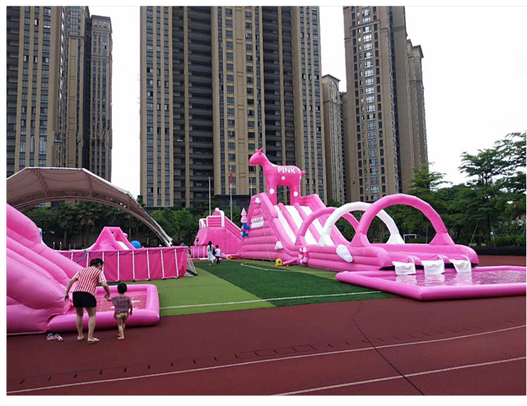 室外大型充气闯关蹦蹦床粉红陆地闯关组合滑梯赛道冲关
