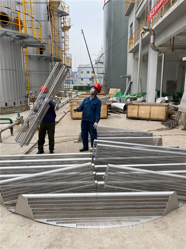 2,浮阀塔盘安装方法