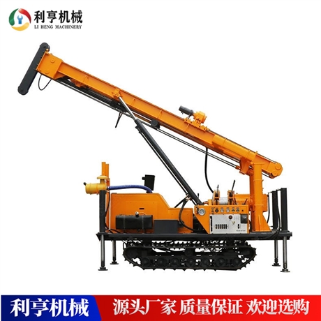 机械顶驱传动打井设备 硬岩大型钻探机 打深水井钻机